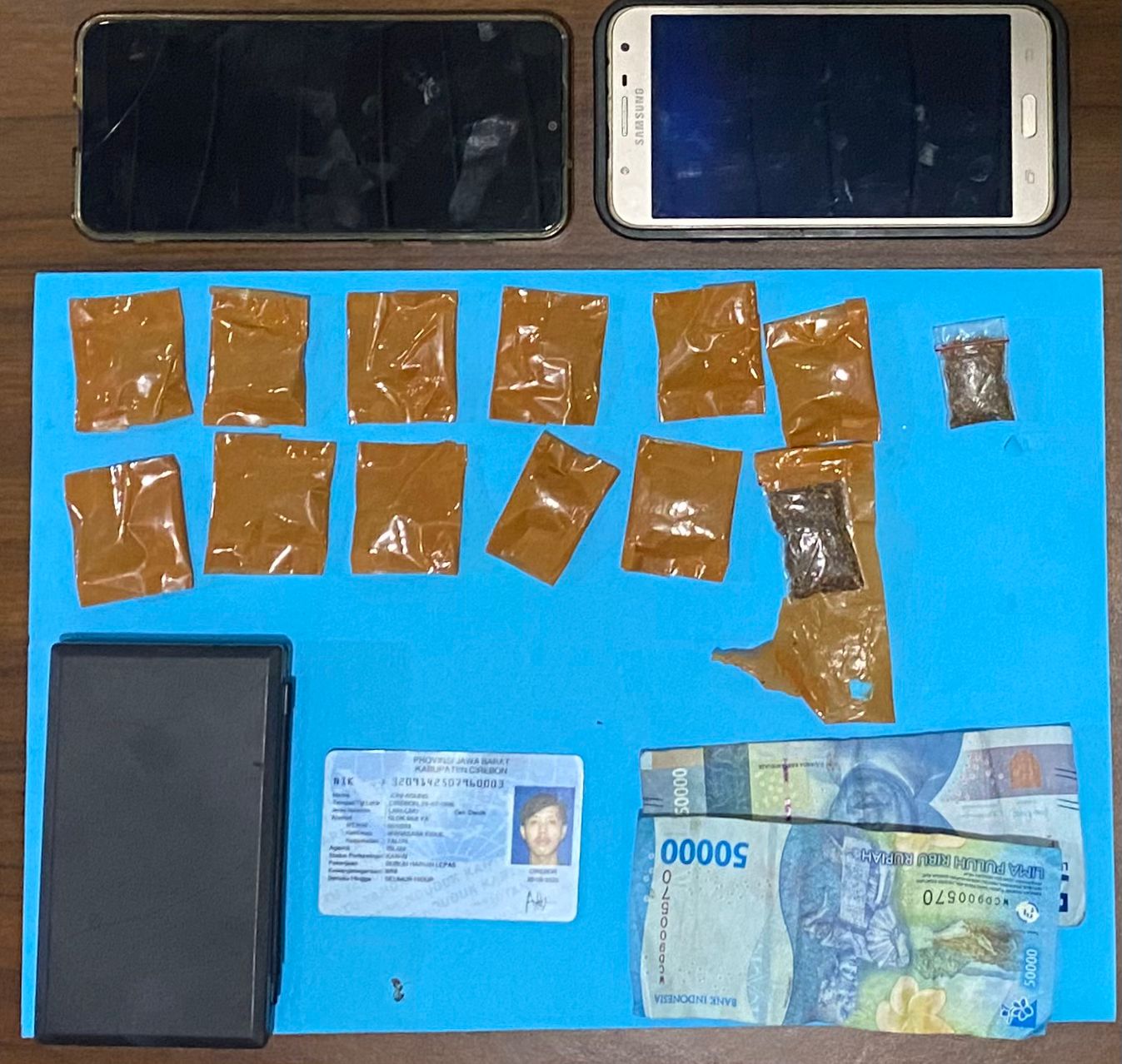 Barang bukti tembakau sintetis yang disita polisi (SinPo.id/ Humas Polri)