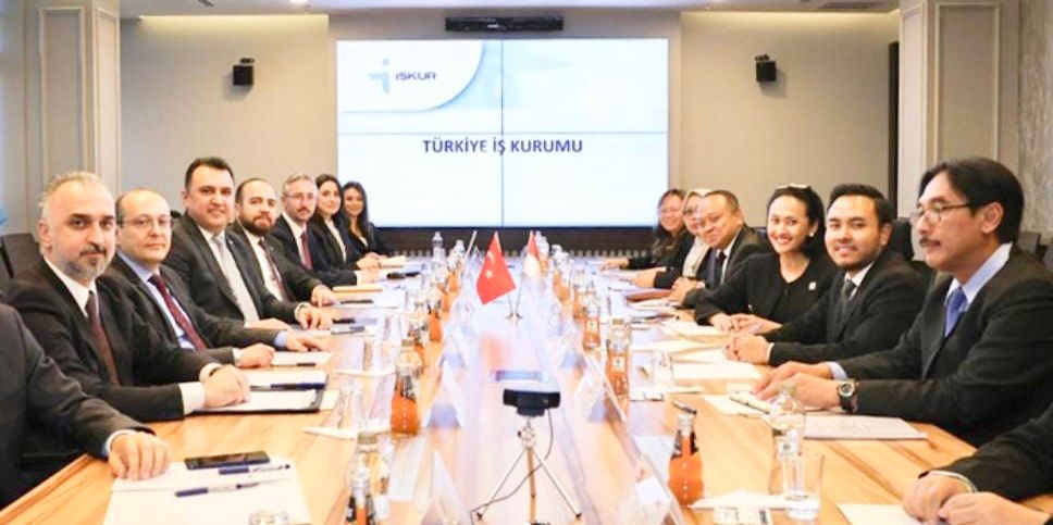 Wamen P2MI Christina dan KBRI Ankara bertemu Wamnekar Republik Turkiy. (SinPo.id/dok. KP2MI)