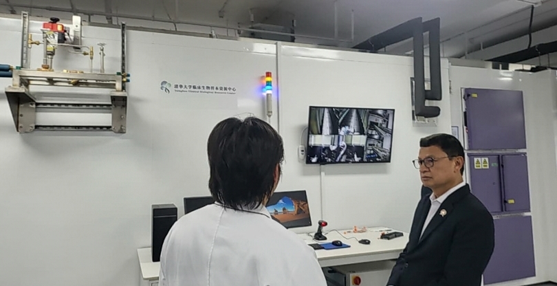 Kepala BPOM Taruna Ikrar kunker ke Tsinghua Changgung Hospital di Beijing. (SinPo.id/dok. Bpom)