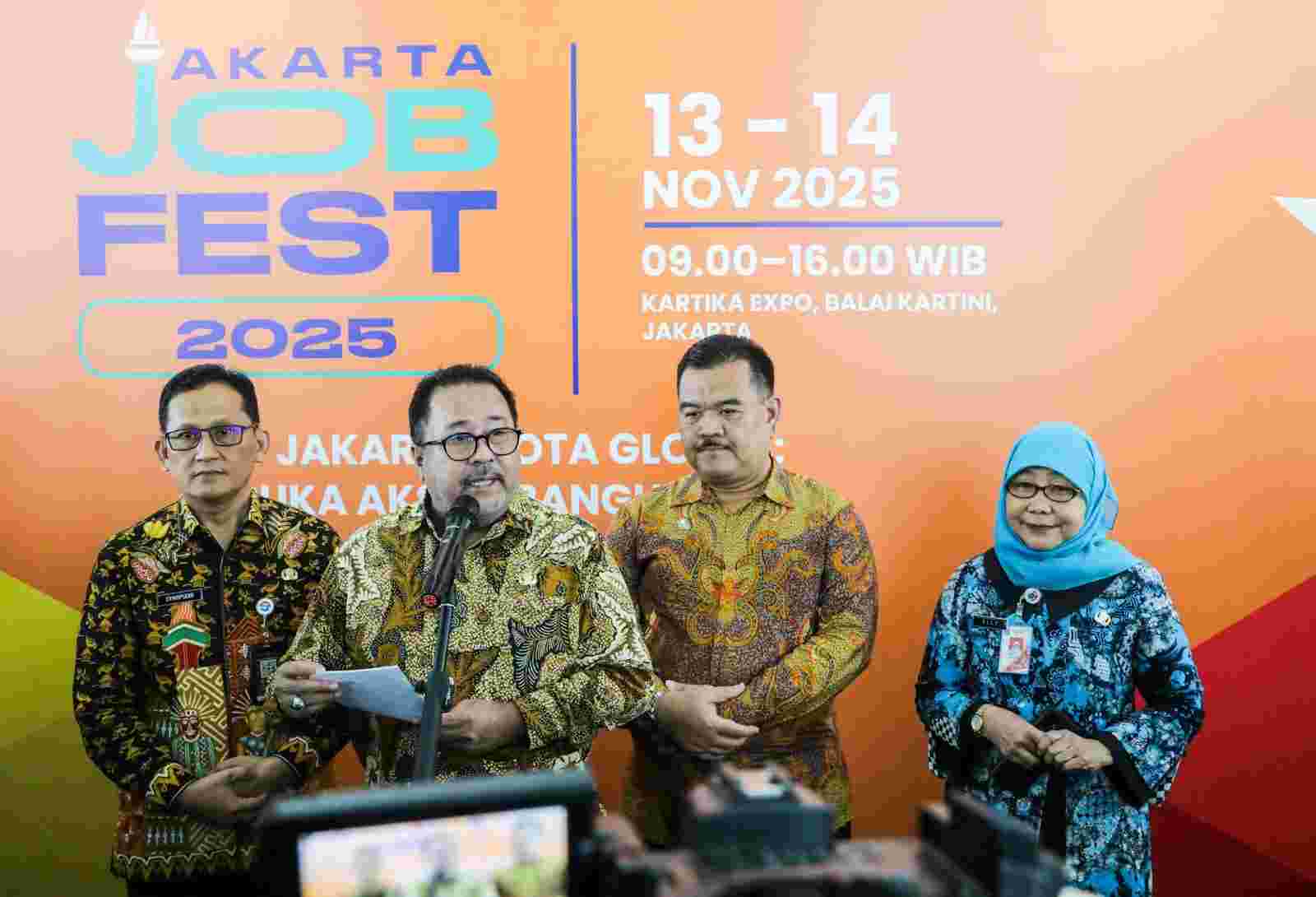Wagub DKI Jakarta Rano Karno di Jakarta Job Fest 2025 (SinPo.id/ Dok. Pemprov DKI)
