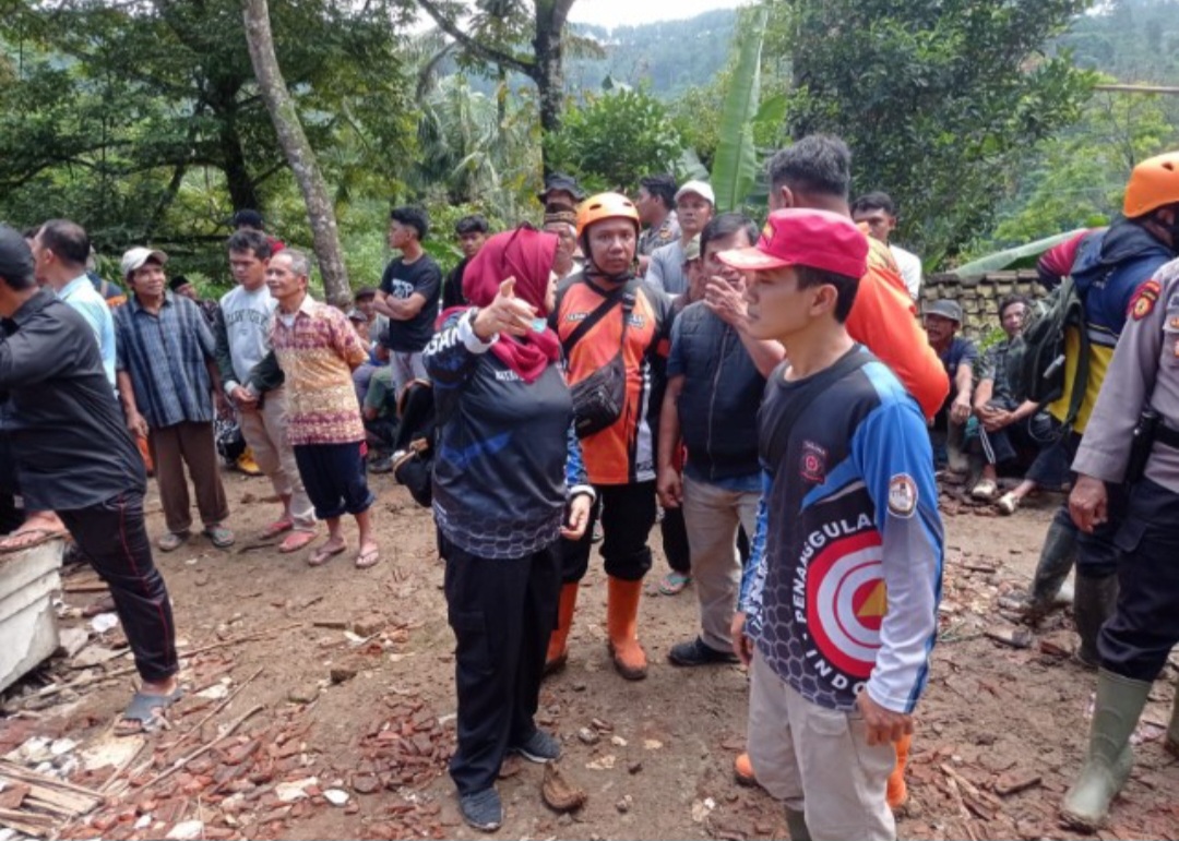 Tanah Longsor di Trenggalek (SinPo.id/Kemensos)