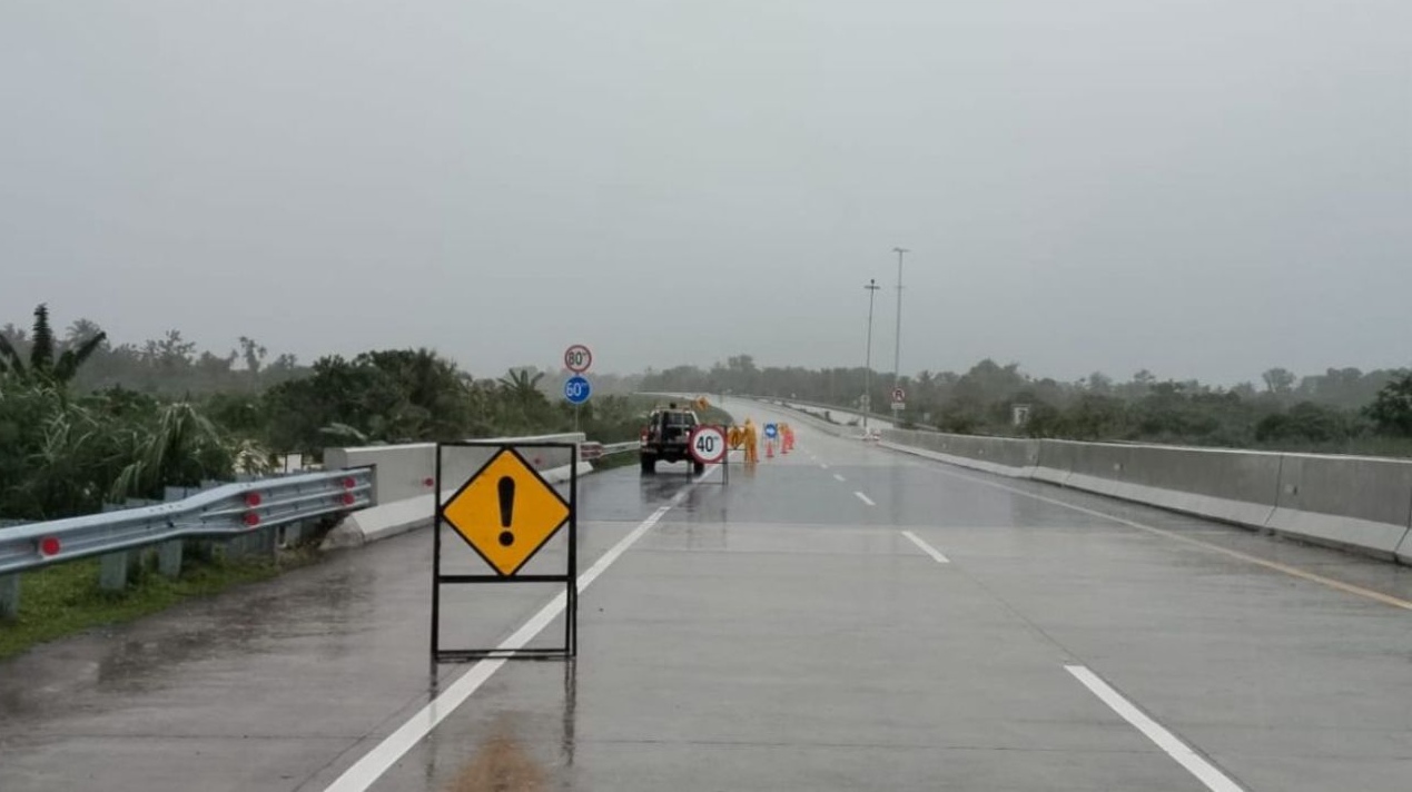 Ilustrasi penangan rus tol di Sumatera yang terdampak cuaca ekstrem. (SinPo.id/dok. KemenPU)