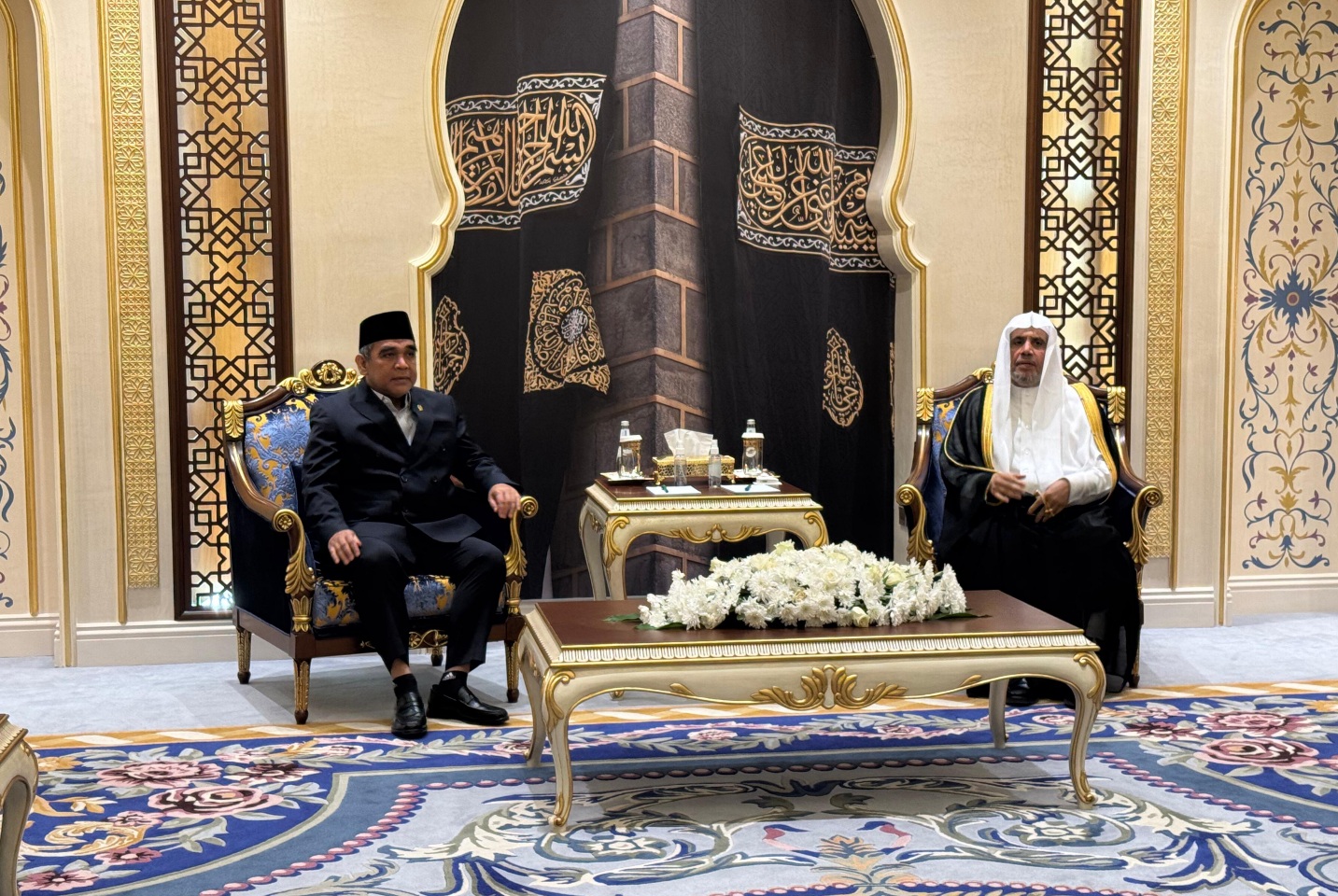 Ketua MPR Temui Sekjen Liga Muslim Dunia di Makkah, Arab Saudi (SinPo.id/Tim Media)