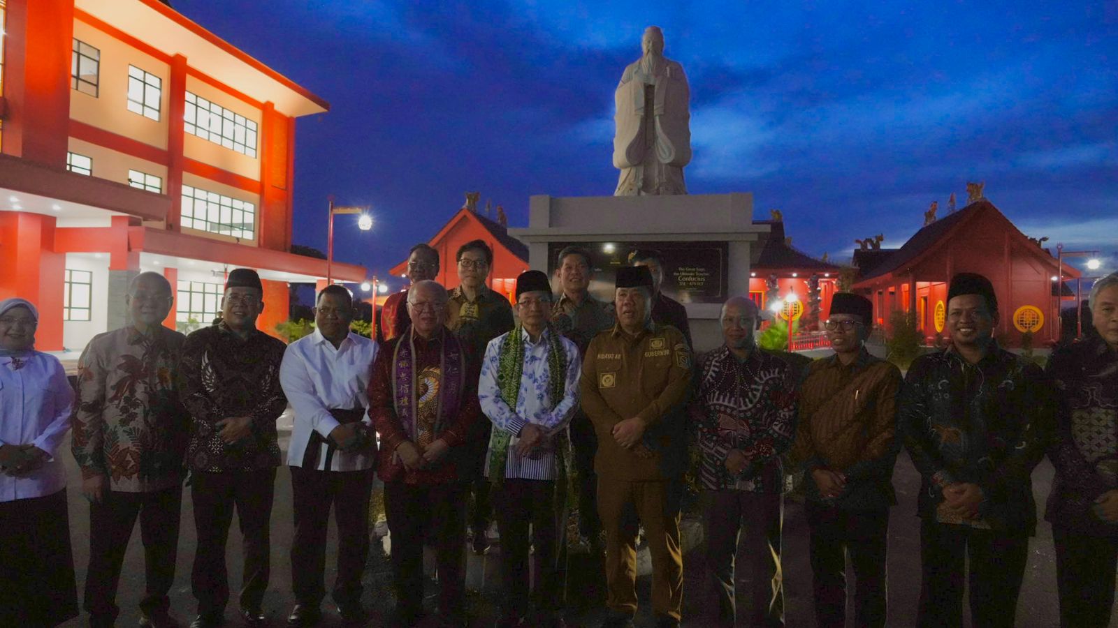 Menag Resmikan Sekolah Tinggi Agama Khonghucu Negeri Pertama di Indonesia (SinPo.id/Kemenag)