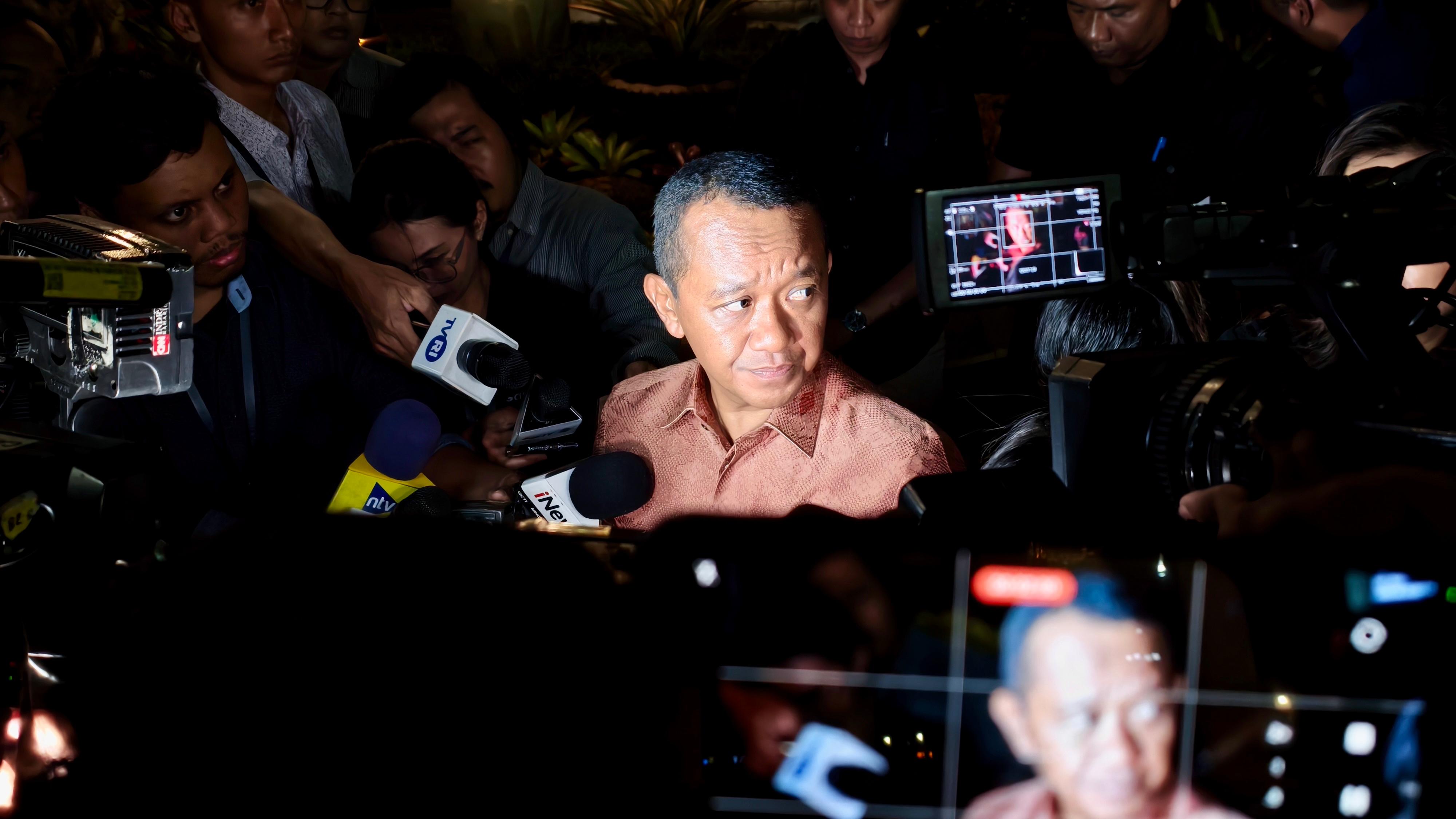 Presiden Prabowo Panggil Menteri ESDM Bahas Implementasi PLTS Satu Desa Satu Megawat