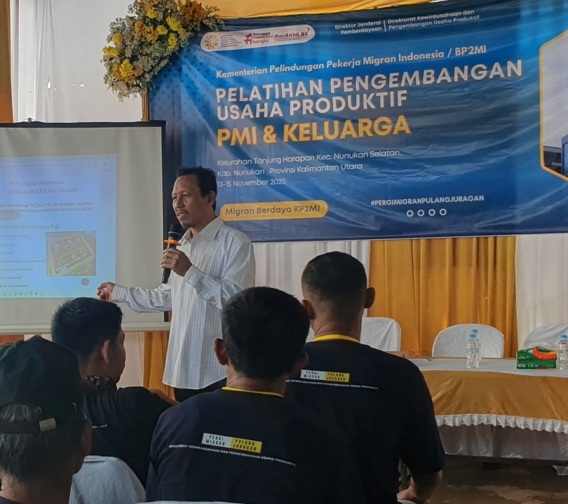 Pemberian pelatihan kepada pekerja migran dan keluarga (SinPo.id/ Dok. KP2MI)