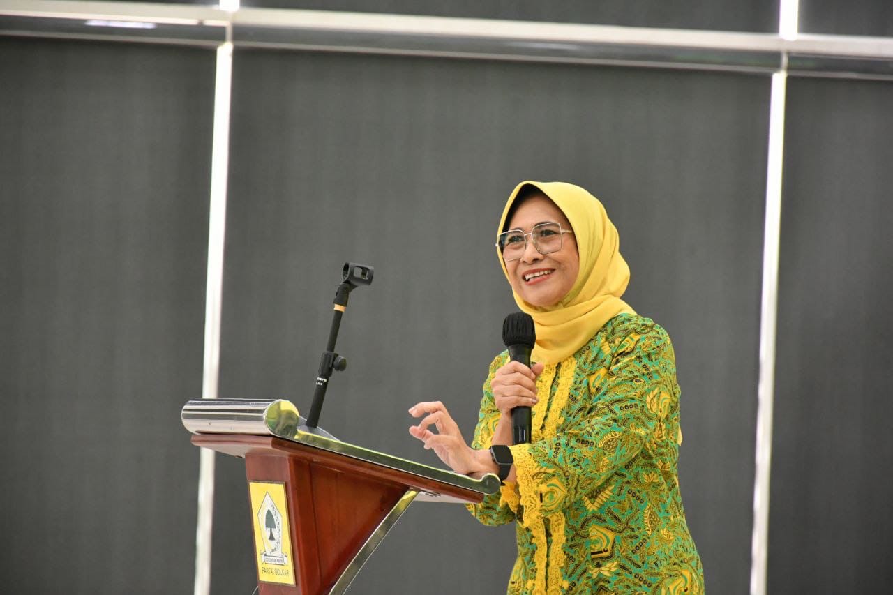 Ketua Umum DPP Pengajian Al-Hidayah, Hetifah Sjaifudian (SinPo.id/ Tim Media)