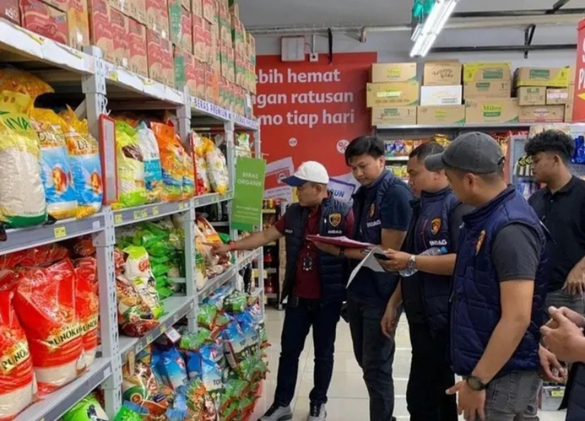 Anggota Satgas Polda Metro Jaya saat melakukan sidak (SinPo.id/Dok.PMJ)