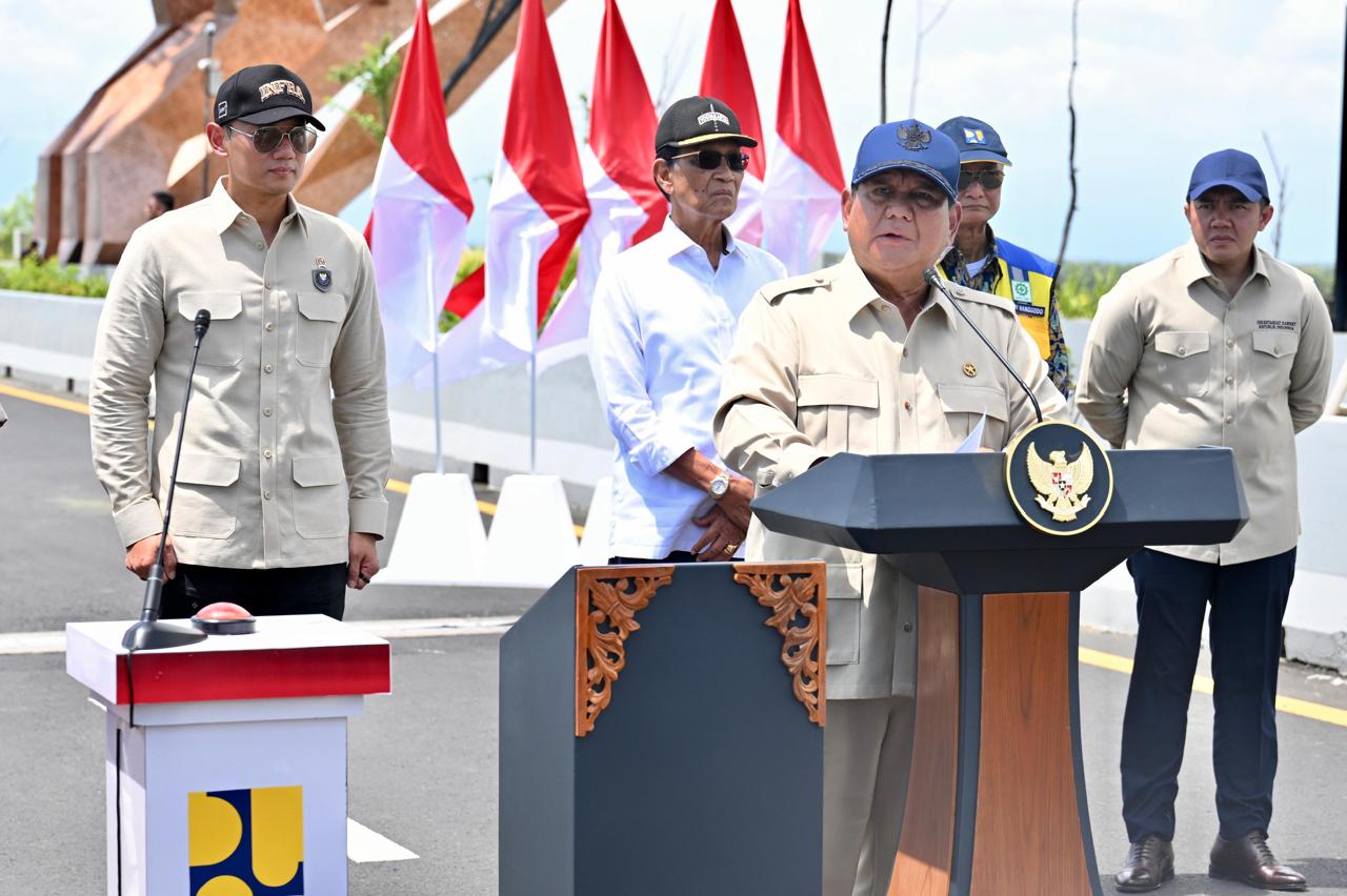 Presiden Prabowo Resmikan Jembatan Kabanaran dan 4 Proyek Infrastruktur Konektivitas Lainnya Senilai Rp1,97 T (SinPo.id/Biro Setpres)