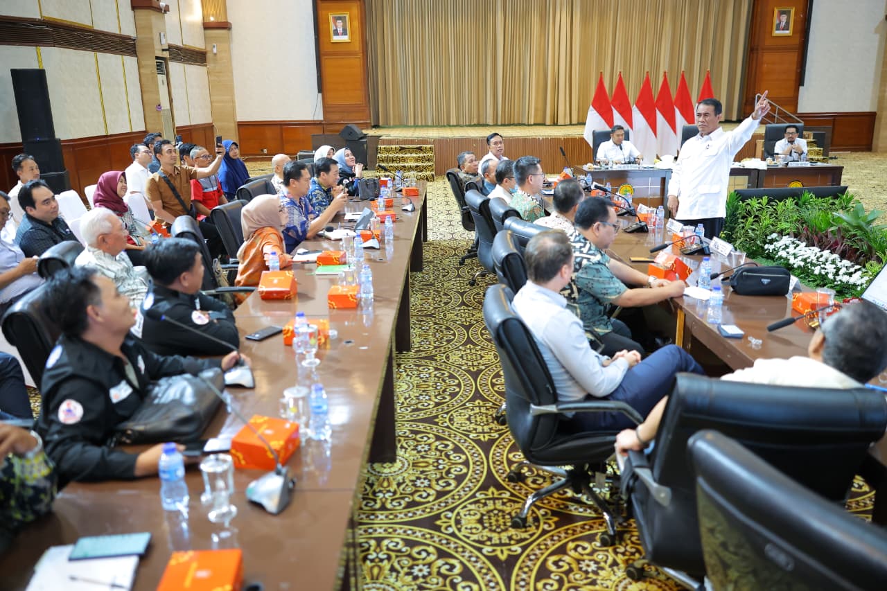 Rapat Koordinasi peternak dengan Kementan. (SinPo.id/dok. PKH)