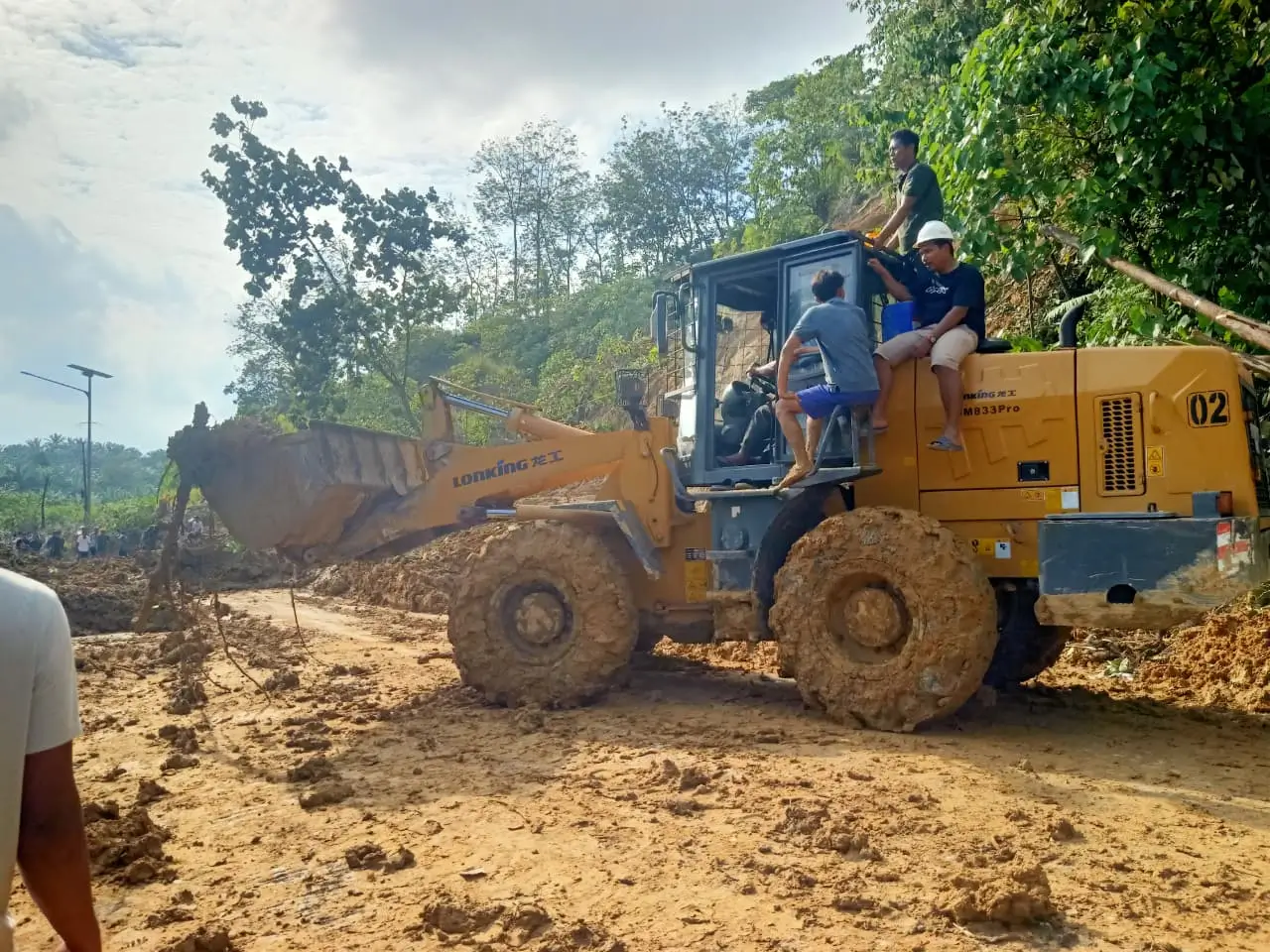Jalur Medan-Aceh Tamiang Mulai Dapat Diakses (SinPo.id/BNPB)