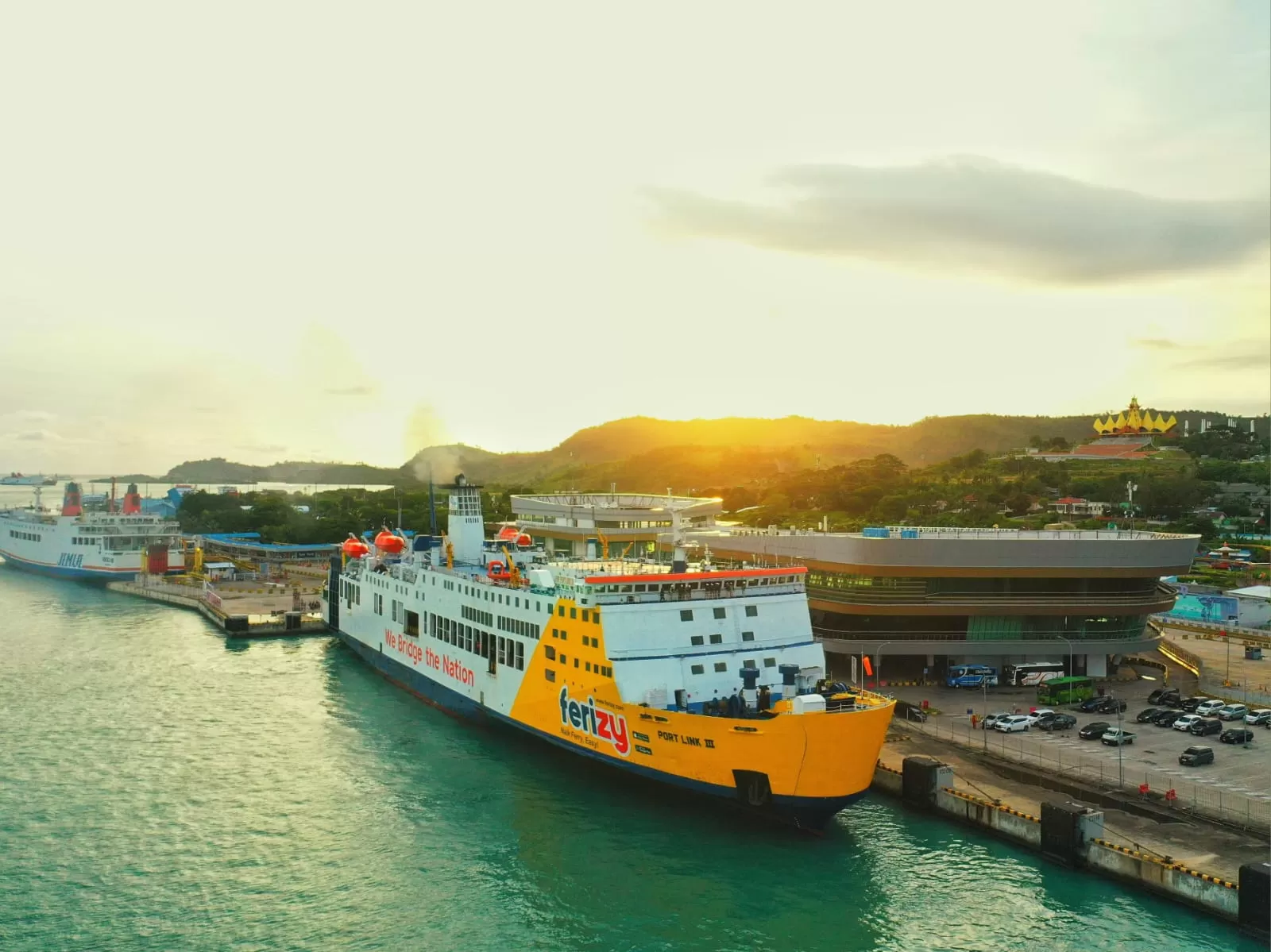 ASDP Catat Lonjakan Mobilitas Kendaraan di Bakauheni jelang tahun baru 2026 (SinPo.id/ASDP)