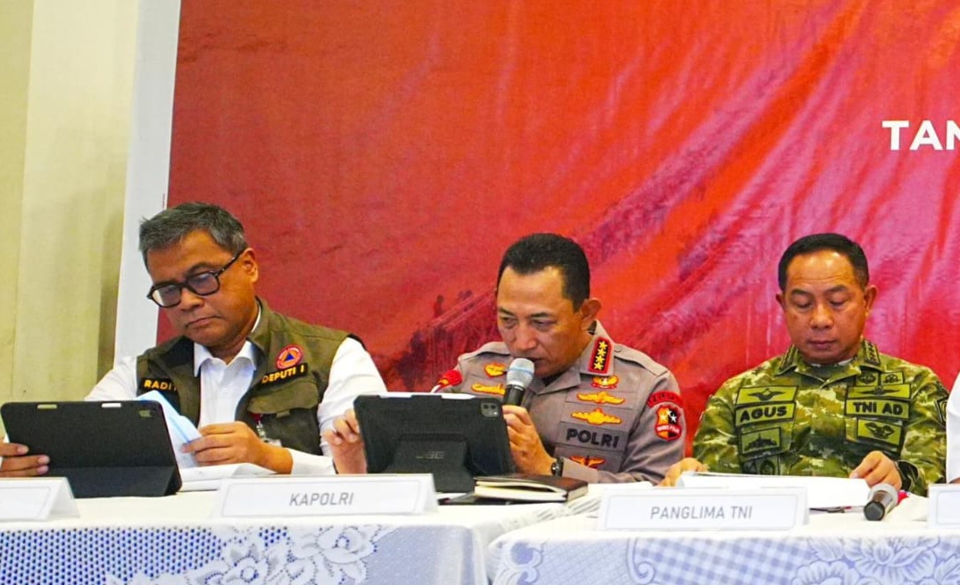 Konferensi pers bencana Sumatra (SinPo.id/ Dok.Polri)