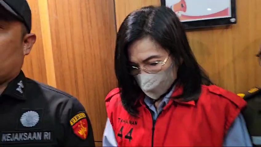 Ibu Gregorius Ronald Tannur berinisial MW yang menyiapkan uang sejumlah Rp3,5 miliar untuk diberikan kepada hakim PN Surabaya. (SinPo.id/dok. Kejagung)