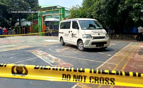 Mobil MBG yang menabrak puluhan pelajar SDN Kalibaru 01 Jakut (SinPo.id/Istimewa)