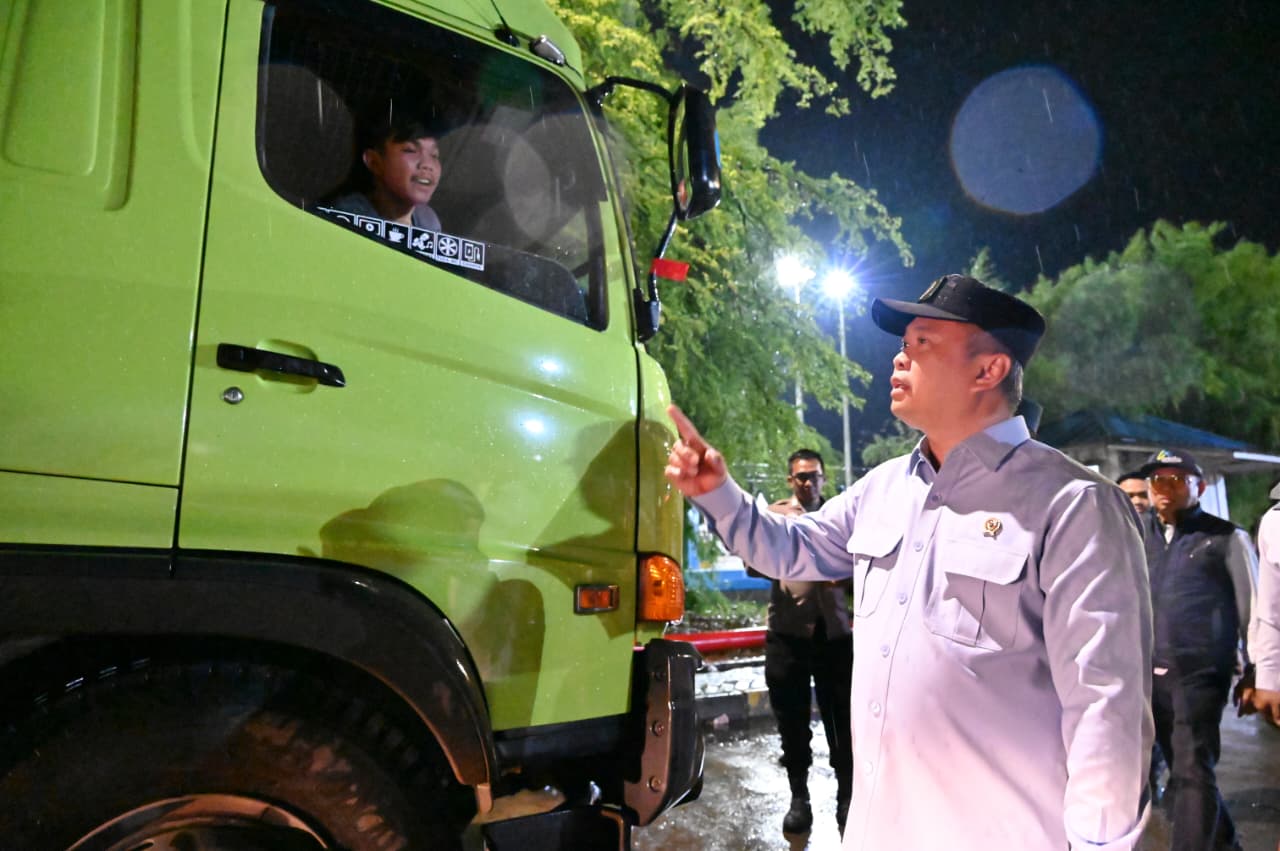 Menhub Dudy Tinjau Pelabuhan Merak–Ciwandan, Pastikan Arus Natal 2025 Lancar (SinPo.id/Kemenhub)