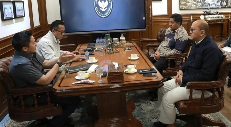 Seskab Teddy menggelar rapat dengan sejumlah menteri (SinPo.id/ Ig@sekretariat.kabinet)