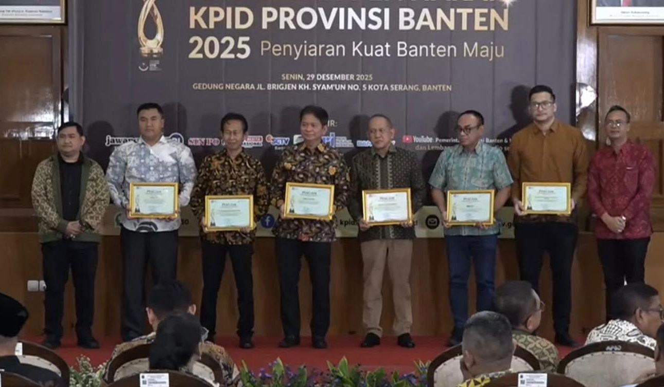 Sinpo TV raih penghargaan KPID Banten.