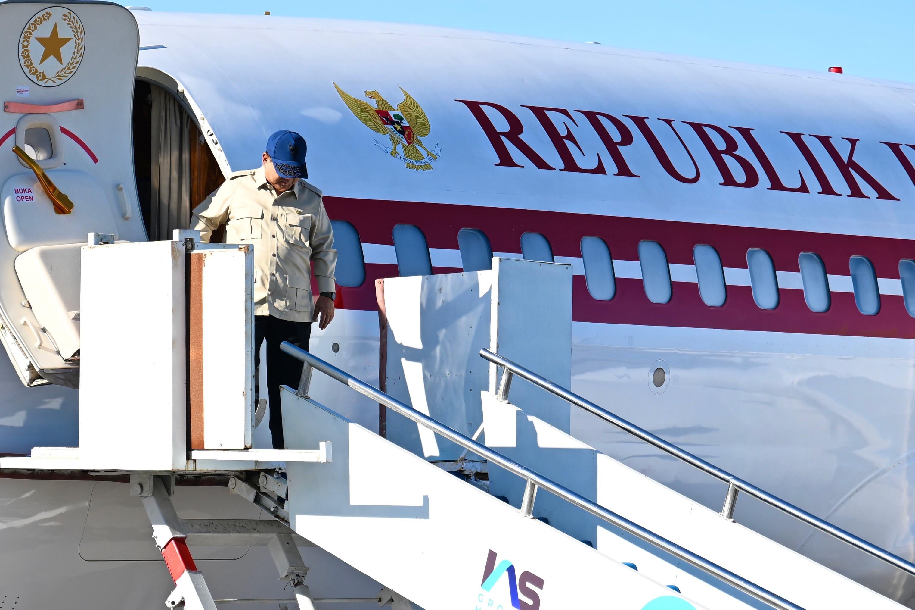 Presiden Prabowo Subianto tiba untuk meninjau lokasi bencana Sumatra (SinPo.id/ Setpres)