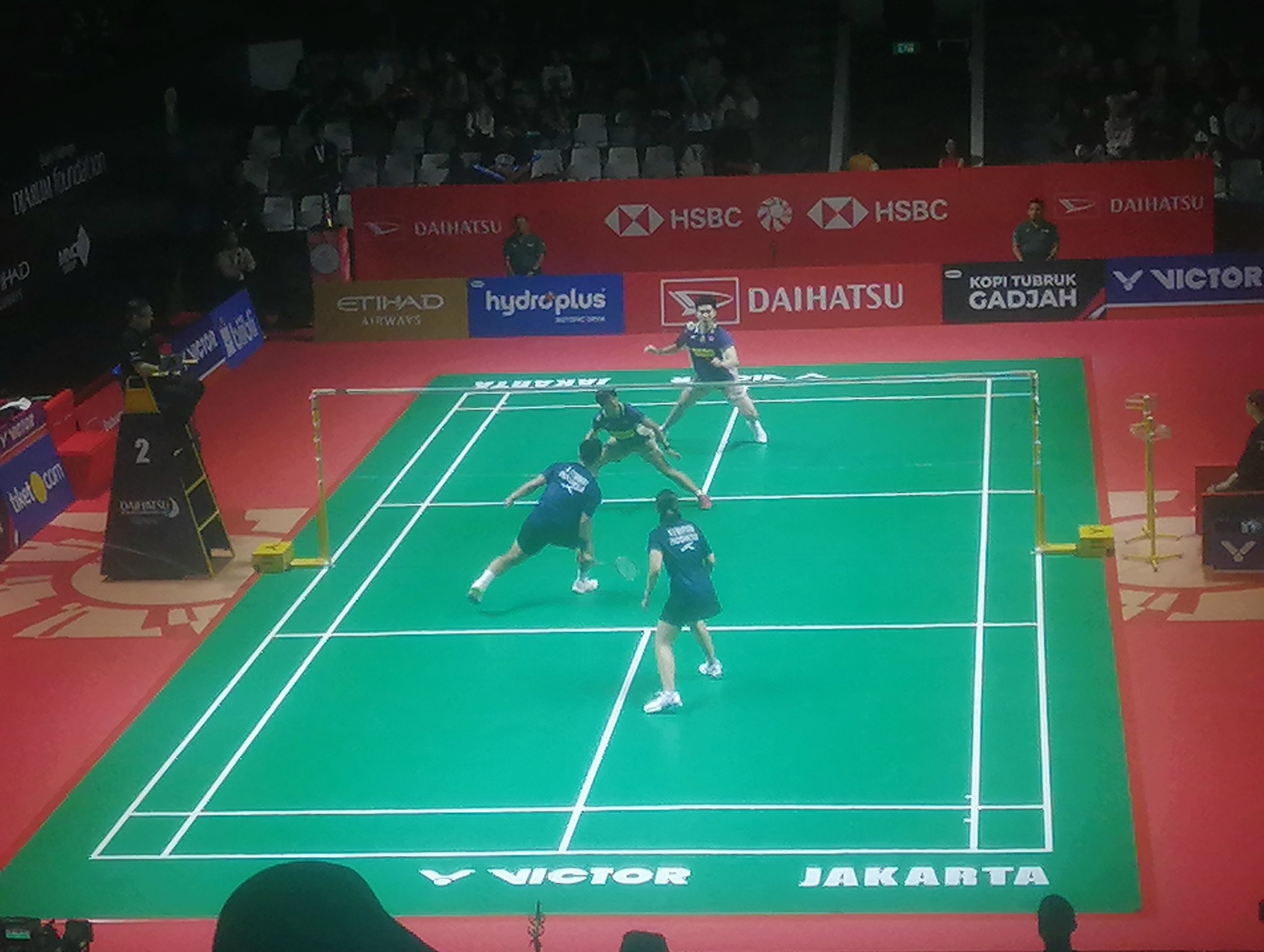 Ganda campuran Indonesia Indonesia Amri Syahnawi/Nita Violina Marwah vs wakil Thailand Pakkapon Teeraratsakul/Sapsiree Taerattanchai. (SinPo.id/Tio)