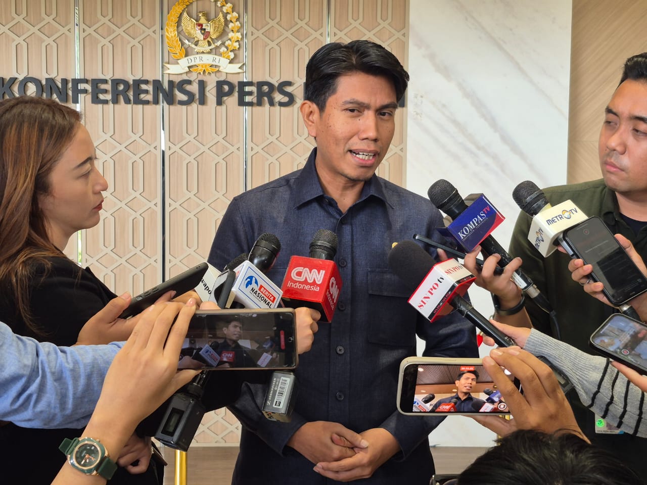 Wakil Ketua Komisi II DPR RI, Bahtra Banong (SinPo.id/ Galuh Ratnatika)