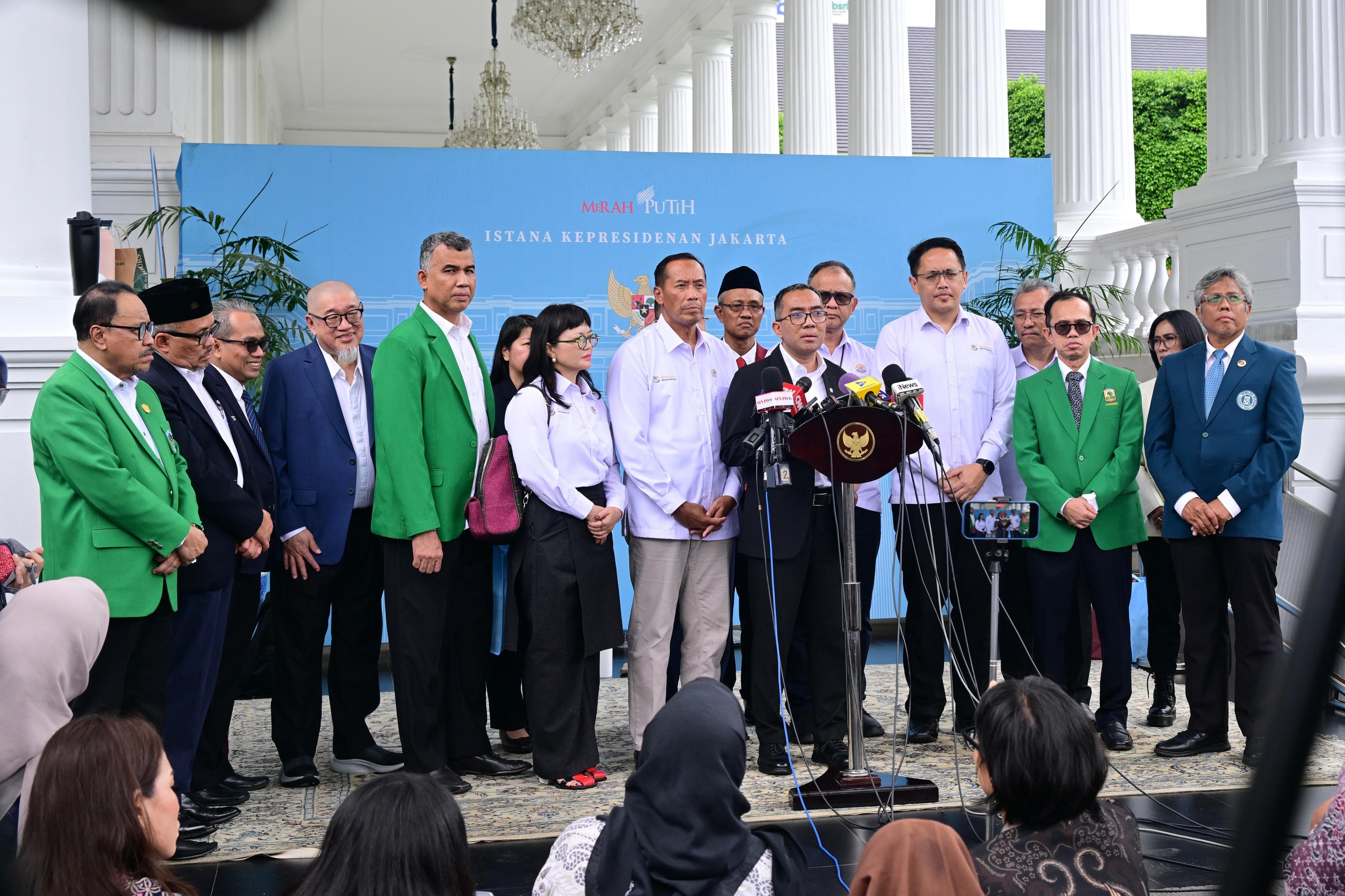 Presiden Prabowo Beri Taklimat kepada Rektor hingga Guru Besar di Istana Negara (SinPo.id/Biro Setpres)