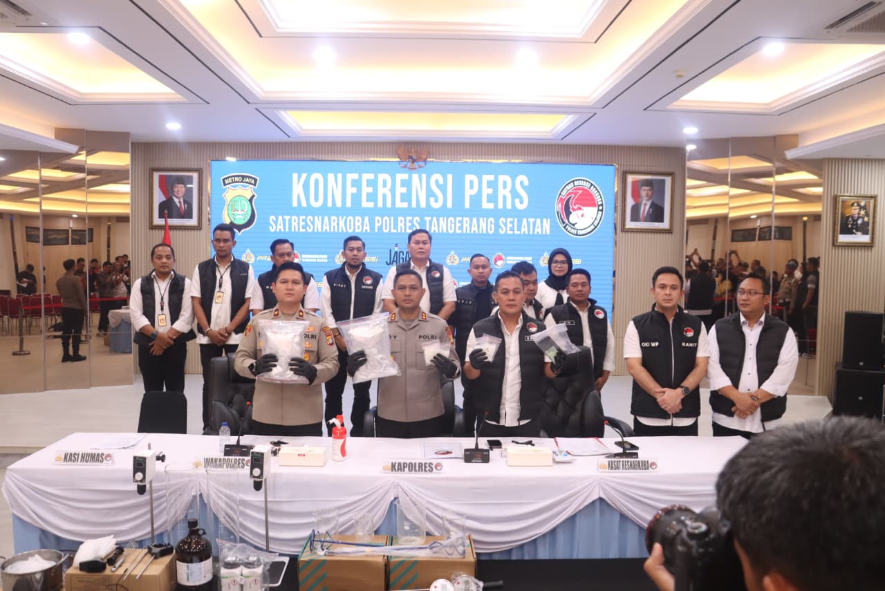 Konfrensi pers pengungkapan narkoba (SinPo.id/Dok.Polres Tangsel)
