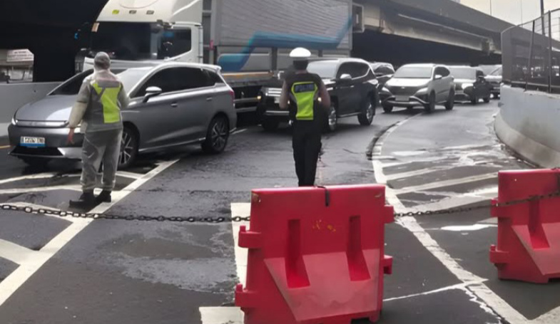 Exit Tol Rawa Buaya, Cengkareng, Jakarta Barat (SinPo.id/Tangkapan layar)