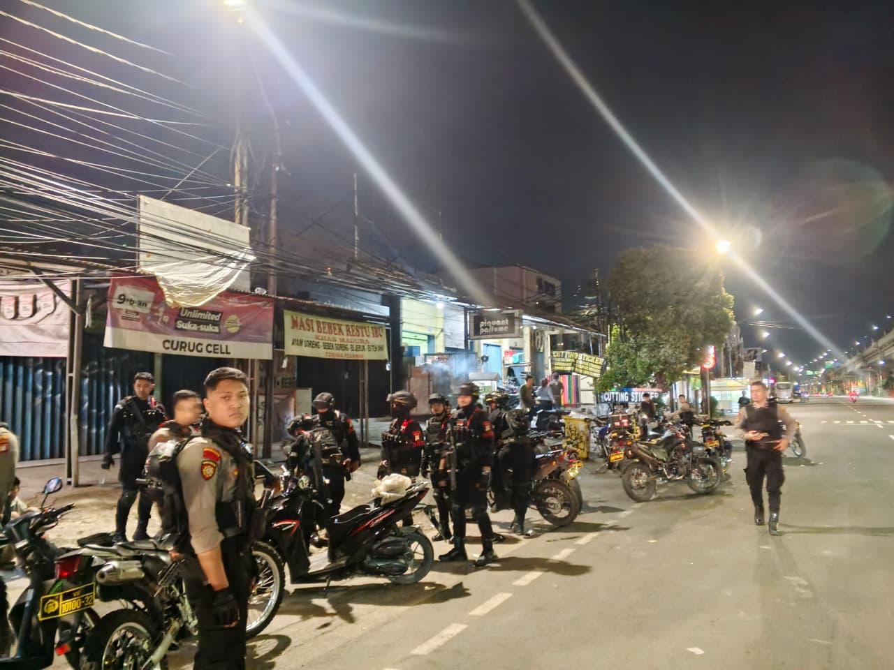 Polisi bubarkan balap liar di Duren Sawit (SinPo.id/ Humas Polda Metro Jaya)