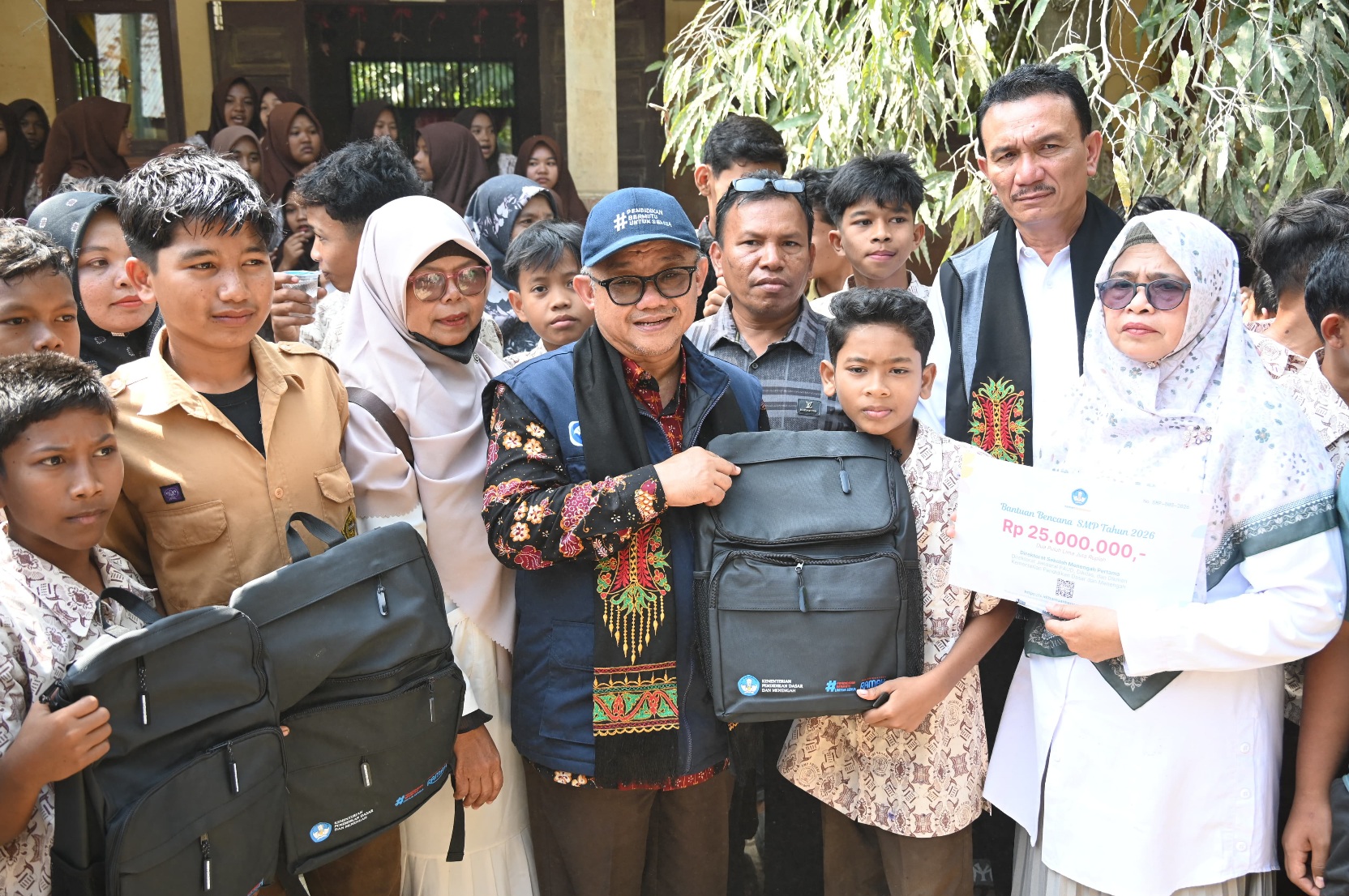 Mendikdasmen Pastikan Rehabilitasi Sekolah Pascabencana di Aceh Tuntas 2026 (SinPo.id/Kemendikdasmen)