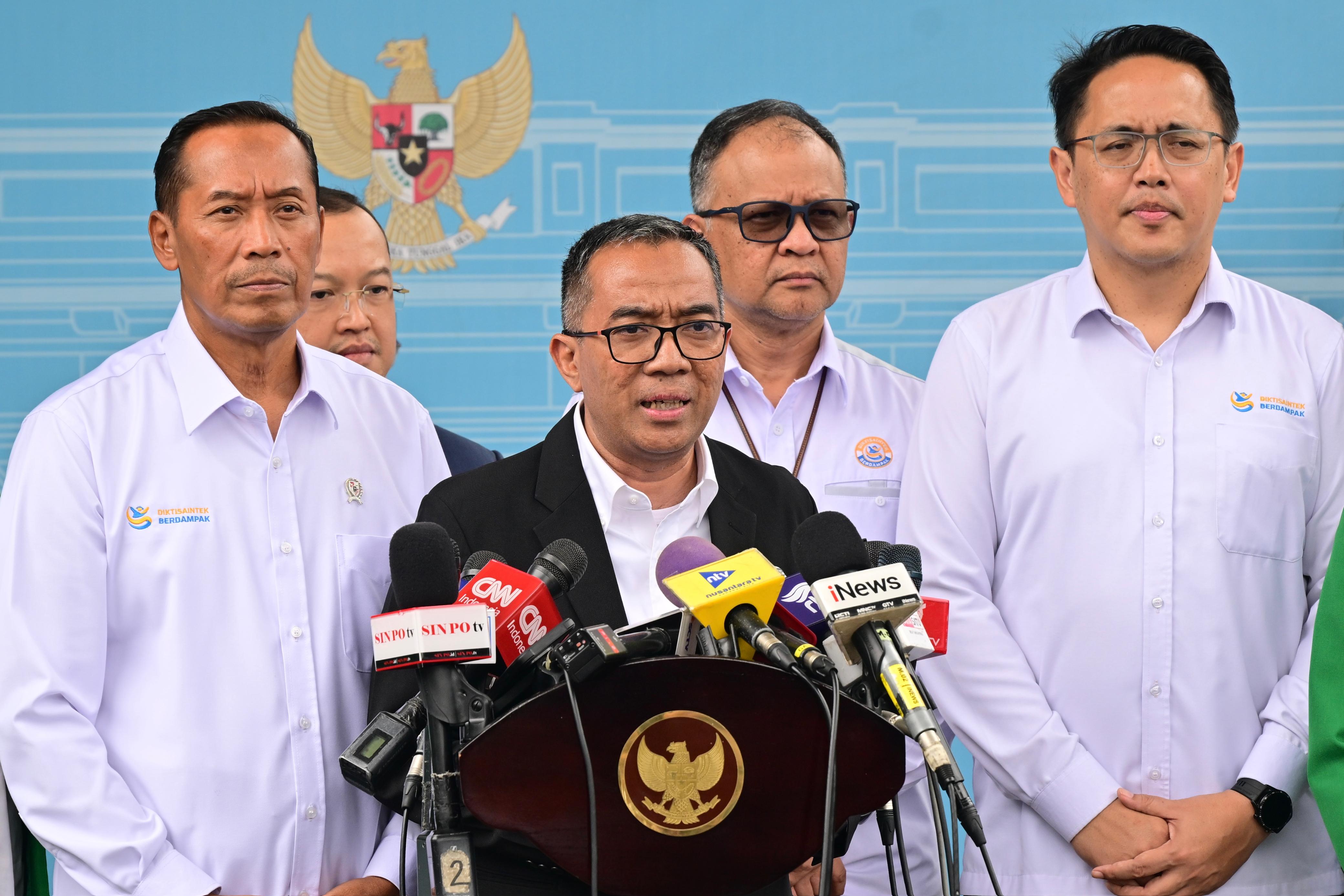 Mendiktisaintek Brian Yuliarto (SinPo.id/Biro Setpres)