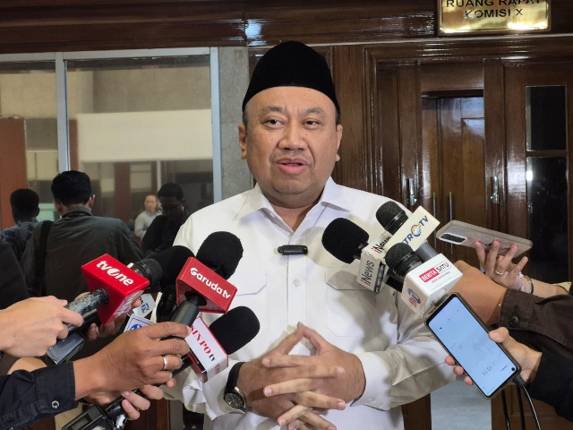 Wakil Ketua Komisi X DPR RI, Lalu Hadrian Irfani (SinPo.id/Galuh Ratnatika)