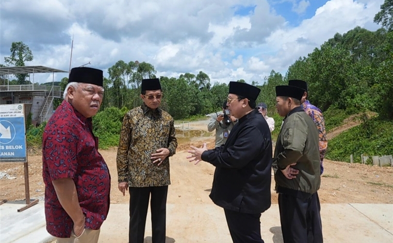 Menag RI Nasaruddin Umar meninjau IKN (SinPo.id/ Dok. Kemenag)