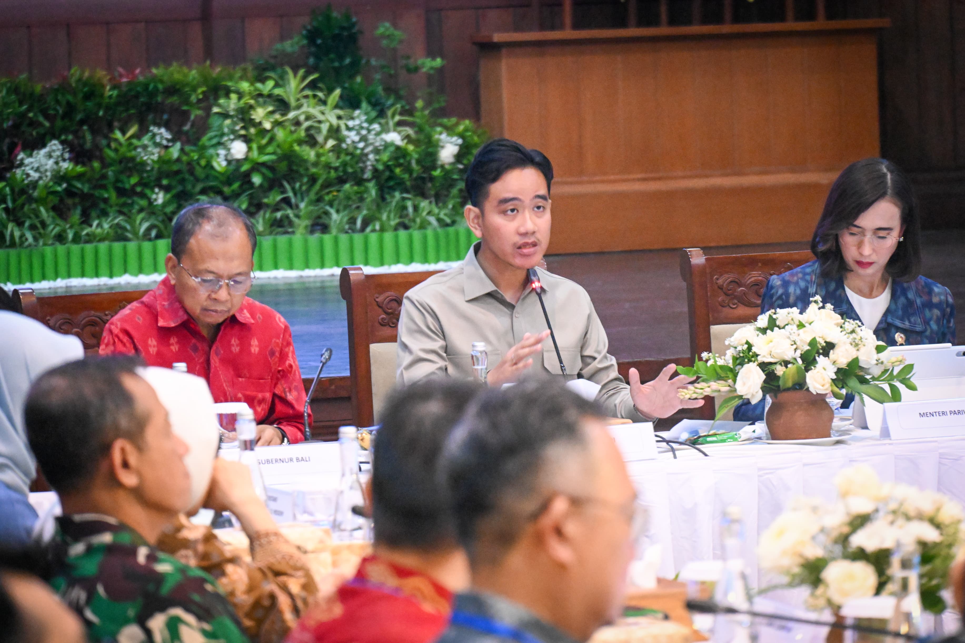 Wapres Gibran silaturahmi dengan Pemda dan Pengusaha Bali. (SinPo.id/ Setwapres)