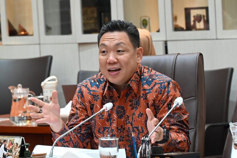 Wakil Ketua Komisi IX DPR RI, Charles Honoris (SinPo.id/ eMedia DPR RI)