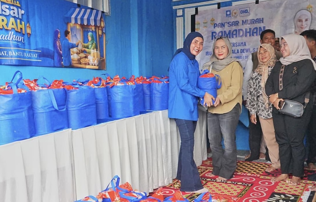 Anggota DPR RI Fraksi Partai Amanat Nasional (PAN) Okta Kumala Dewi menggelar kegiatan PANsar Murah Ramadan. Isitmewa