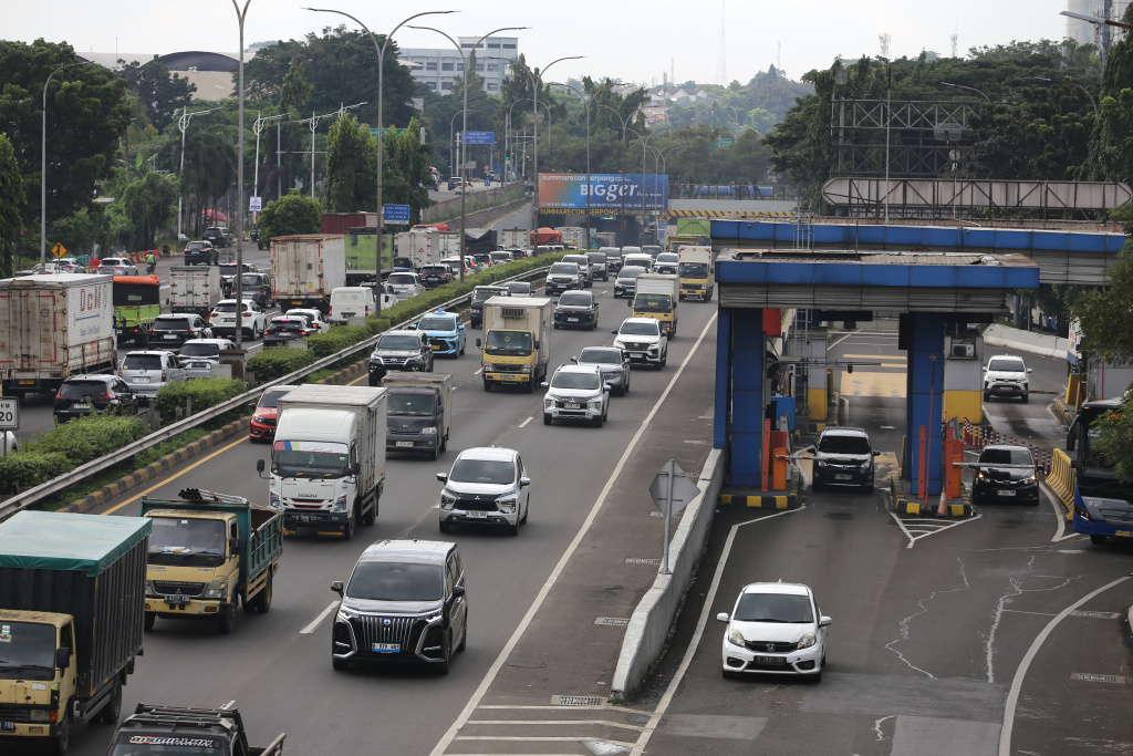 Pemerintah akan menyiapkan diskon tarif tol jelang libur mudik Lebaran (Ashar/SinPo.id)