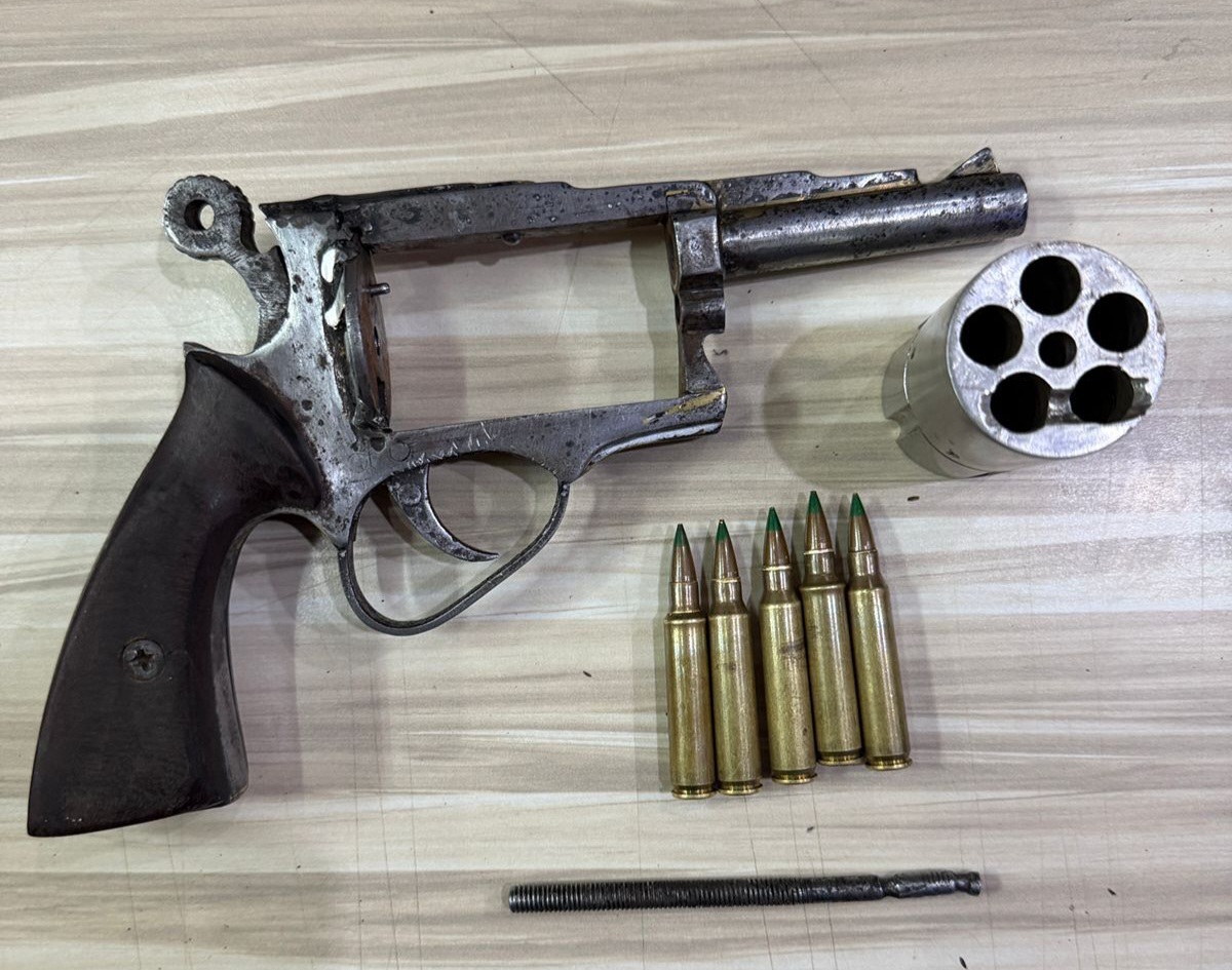 Senpi yang disita dari pelaku (SinPo.id/Dok.PMJ)