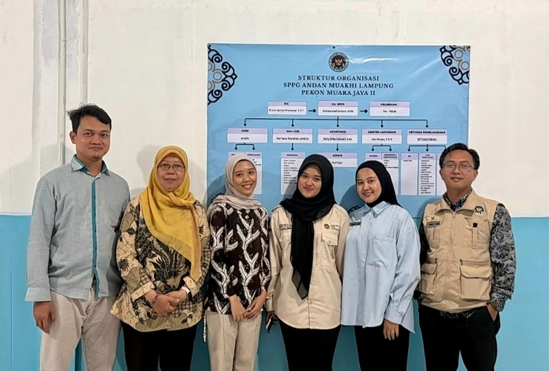 Tim audit kehalalan produk di SPPG Lampung. (SinPo.id/dok. Kemenperin)