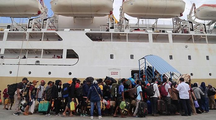 Pemudik di pelabuhan Ahmad Yani, Ternate (SinPo.id/ Dok. Kemenhub)