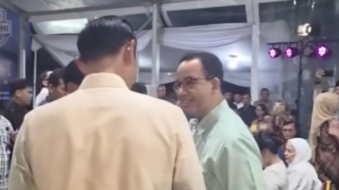 Anies Baswedan dan Agus Harimurti Yudhoyono (AHY), bertemu dalam acara halal bihalal di kediaman mantan Presiden keenam RI Susilo Bambang Yudhoyono (SBY) di Cikeas. (SinPo.id/Istimewa)