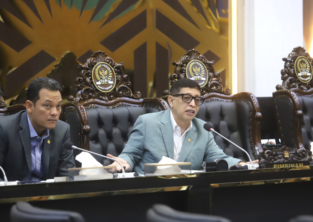 Baleg DPR gelar RDPU dengan para serikat kerja Pekerja Rumah Tangga membahas RUU PRT (Ashar/SinPo.id)