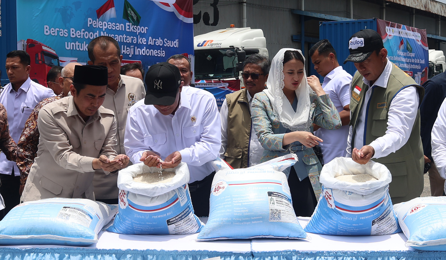 Pelepasan ekspor beras Bulog ke Arab Saudi. (Agus Priatna/SinPo.id)