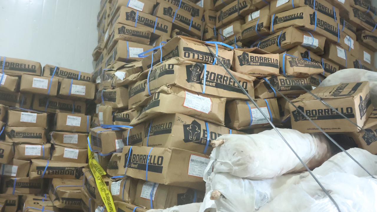 Daging impor Kedaluwarsa yang disita di Tangerang (SinPo.id/Dok.Polri)