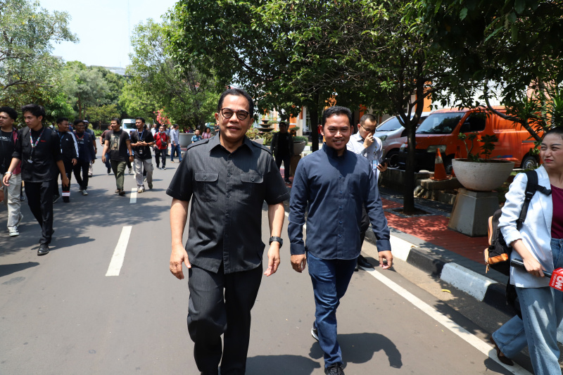 Sekjen DPR RI Indra Iskandar. (Ashar/SinPo.id)