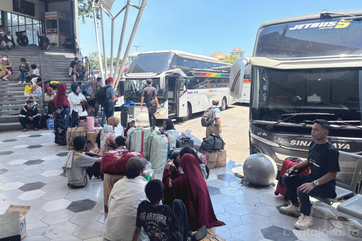 Arus Mudik Mulai Memuncak di Terminal Tanjung Priok Jelang Lebaran 2026 (SinPo.id/Beritajakarta)