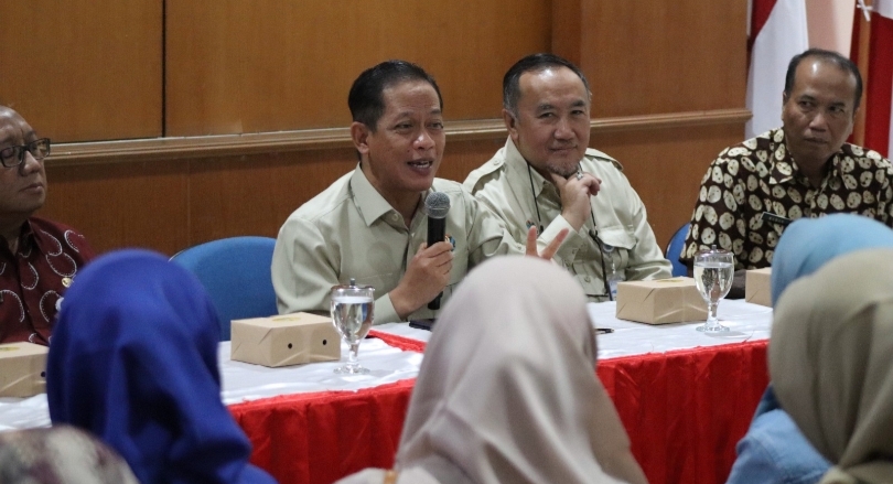 Menteri Lingkungan Hidup Hanif Faisol Nurofiq. (SinPo.id/dok. KemenLH)