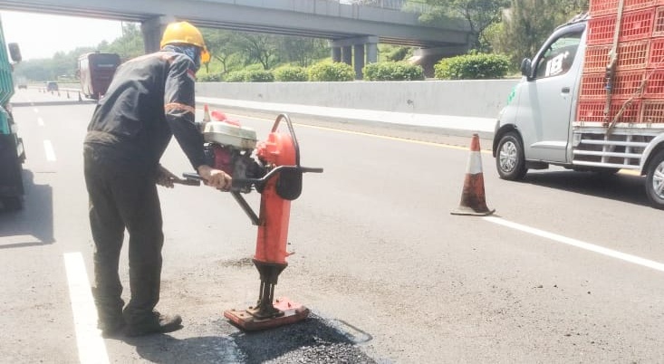 Ilustrasi perbaikan ruas jalan Tol Trans Jawa. (SinPo.id/dok. KemenPU)