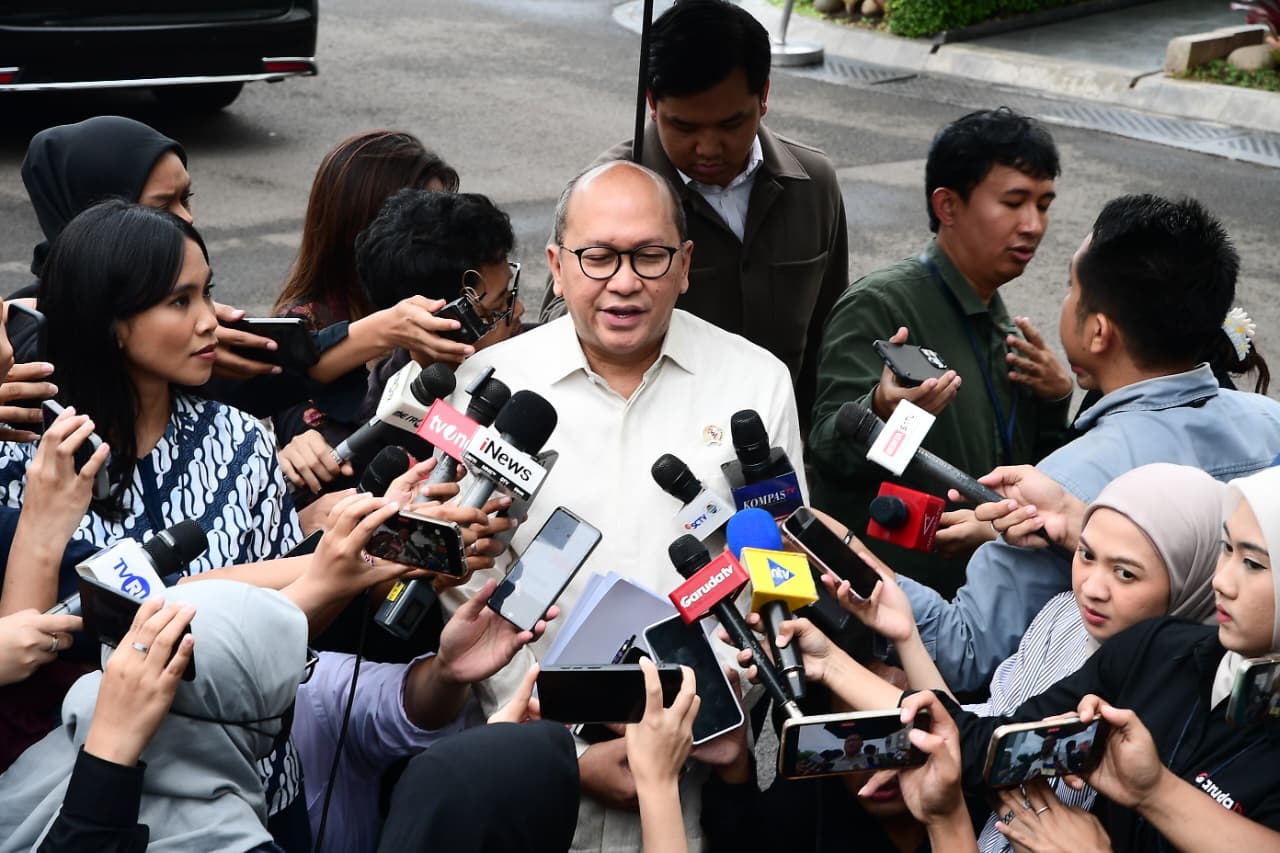Menteri Investasi dan Hilirisasi sekaligus Kepala Badan Pengelola Investasi (BPI) Danantara, Rosan Roeslani (SinPo.id/Biro Setpres)