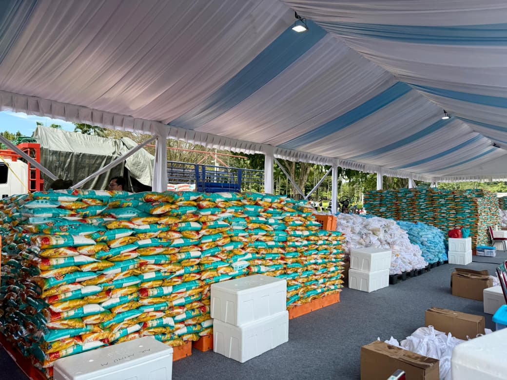 Presiden Prabowo Gelar Bazar Rakyat di Monas (SinPo.id/Biro Setpres)